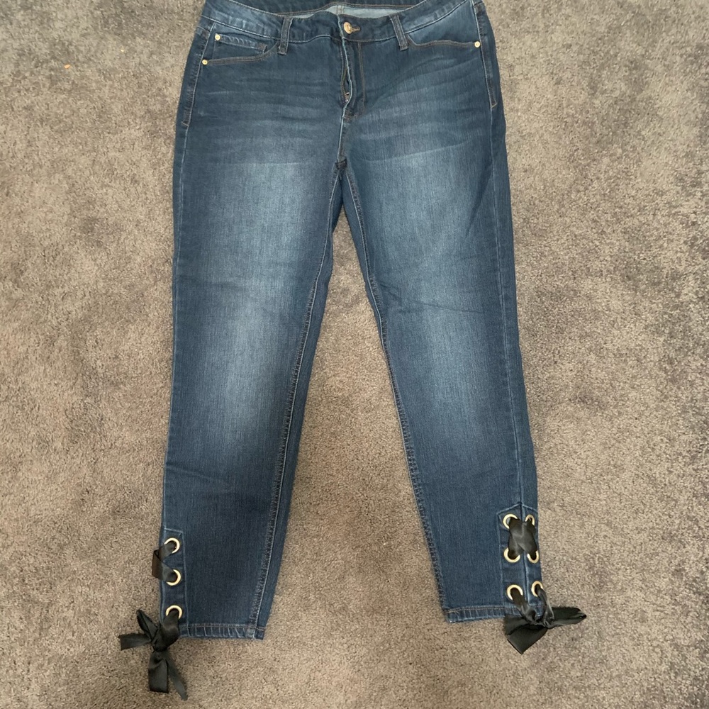 Super Cute 😊 Skinny Jeans with laced ankle!